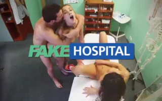 Russisches Baby mit Zöpfen, Nina Ting wird nach einem Bad gefickt, wie eine echte Hure.