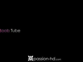Passion HD - zwei junge Eingang