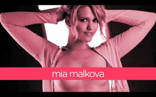 Mia Malkova hat Sex am Glory Hole