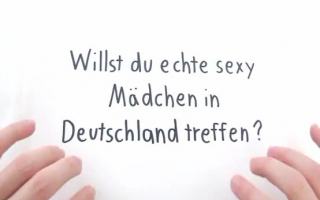 Sexy deutsche Hausfrau hat Vierer mit zwei Kerlen