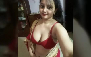 Heiße indische Desi Tante ficken in Petite Bikini Frau Rimmy