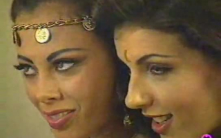Bollywood Beauty Gala DaVonte Serendipity reitet einen großen schwarzen Schwanz